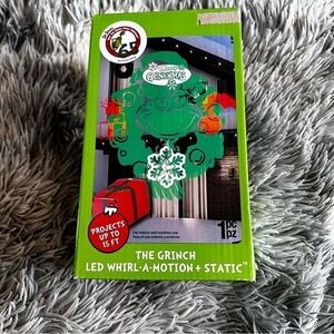 The Grinch Whirl-A-Motion + Static LED Light Show Projector Multicolor In/Out